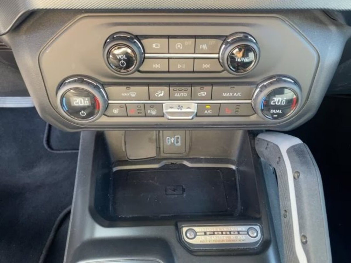 Ford Bronco 2.7 ecoboost V6 Outer Banks 4x4 335cv auto (9)
