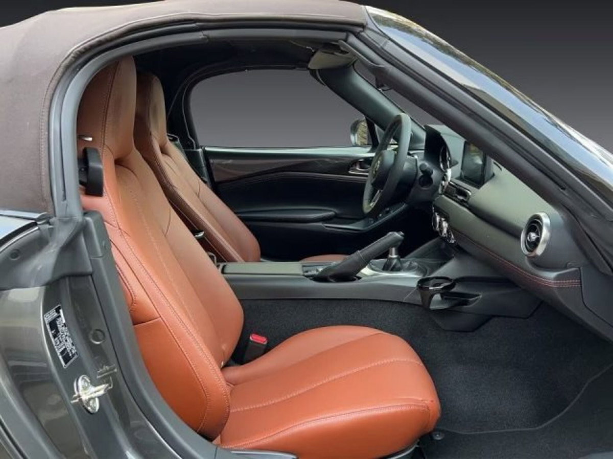 Mazda MX-5 2.0L Skyactiv-G Sport (12)