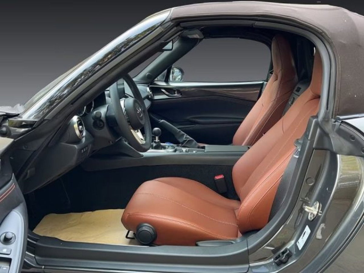Mazda MX-5 2.0L Skyactiv-G Sport (8)