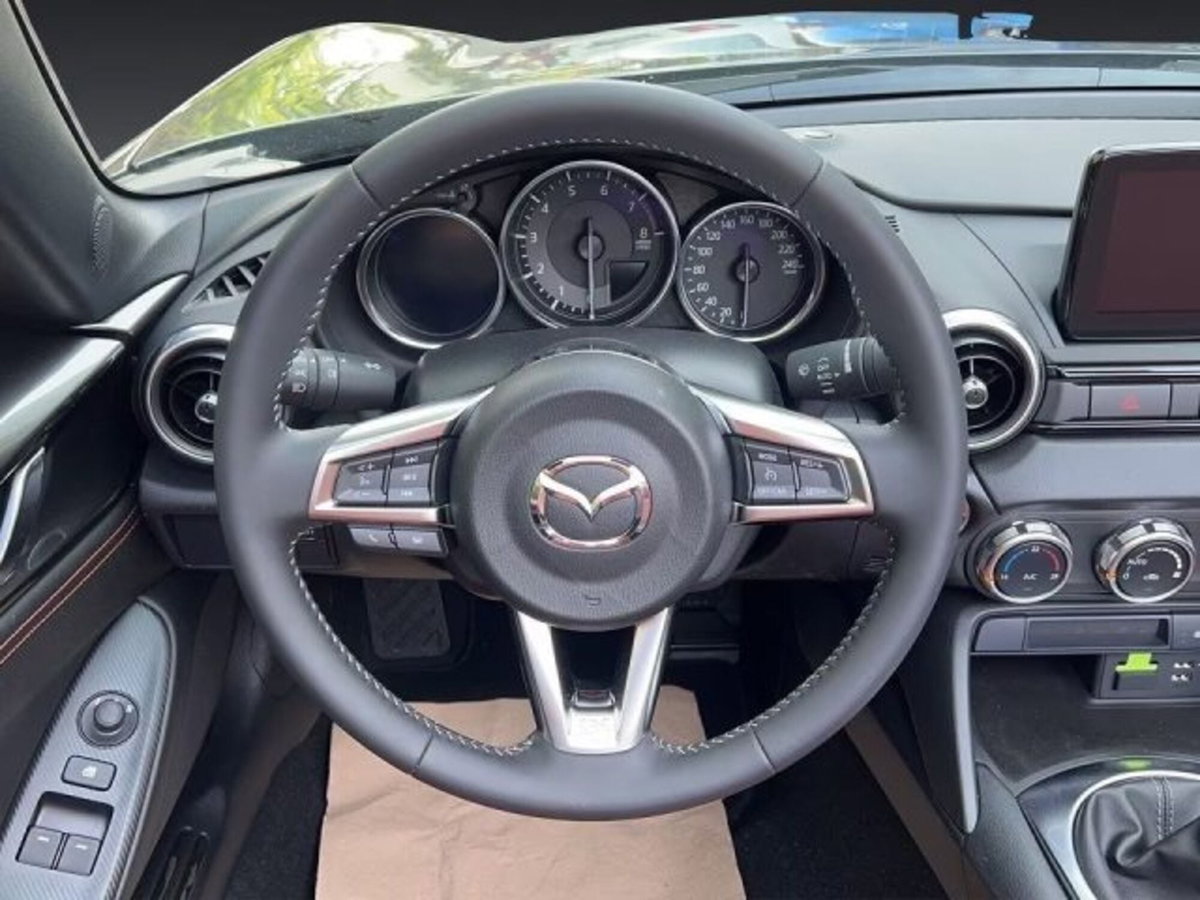 Mazda MX-5 2.0L Skyactiv-G Sport (9)