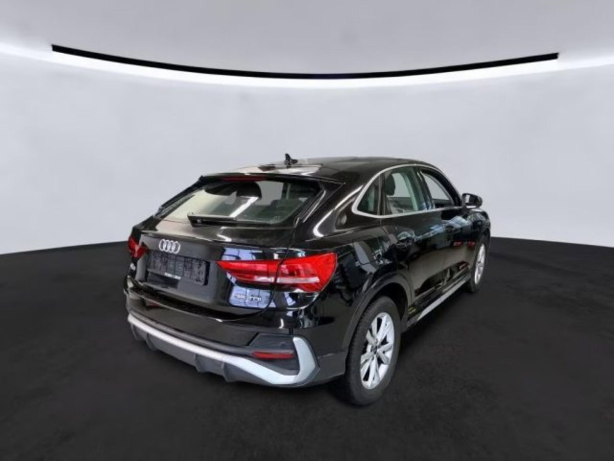 Audi Q3 Sportback 35 TDI quattro S tronic S line edition (2)