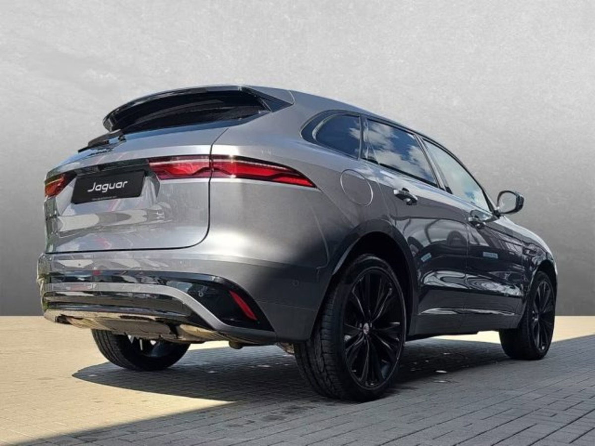 Jaguar F-Pace 2.0 250 CV AWD aut. R-Dynamic HSE (2)