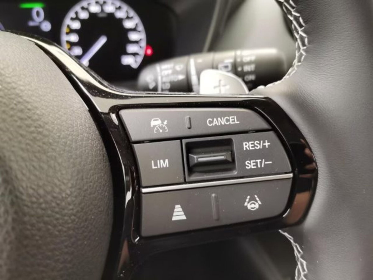 Honda ZR-V 2.0 hev Elegance (18)