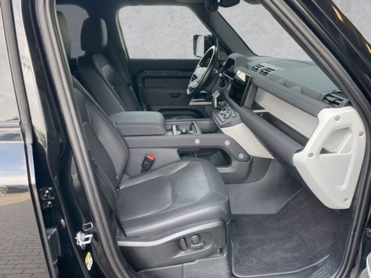 Land Rover Defender 110 3.0d i6 mhev X-Dynamic SE awd 200cv auto (12)