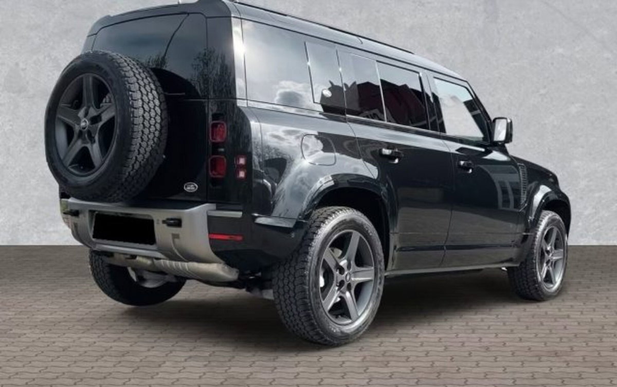 Land Rover Defender 110 3.0d i6 mhev X-Dynamic SE awd 200cv auto (3)