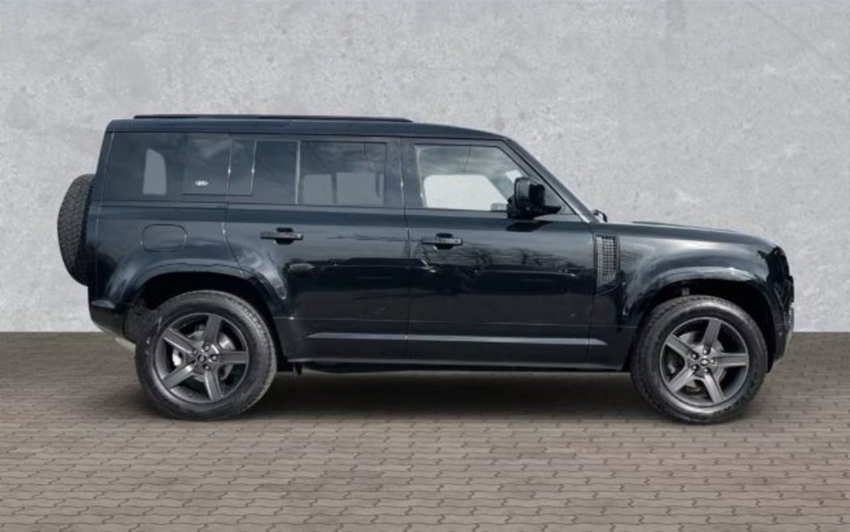 Land Rover Defender 110 3.0d i6 mhev X-Dynamic SE awd 200cv auto (4)