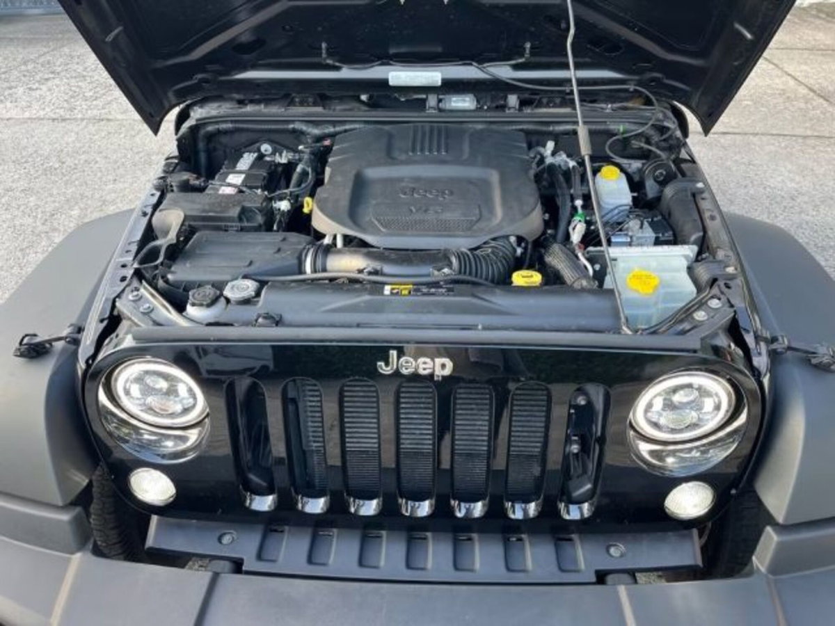 Jeep Wrangler 3.6 V6 Sahara Auto (12)