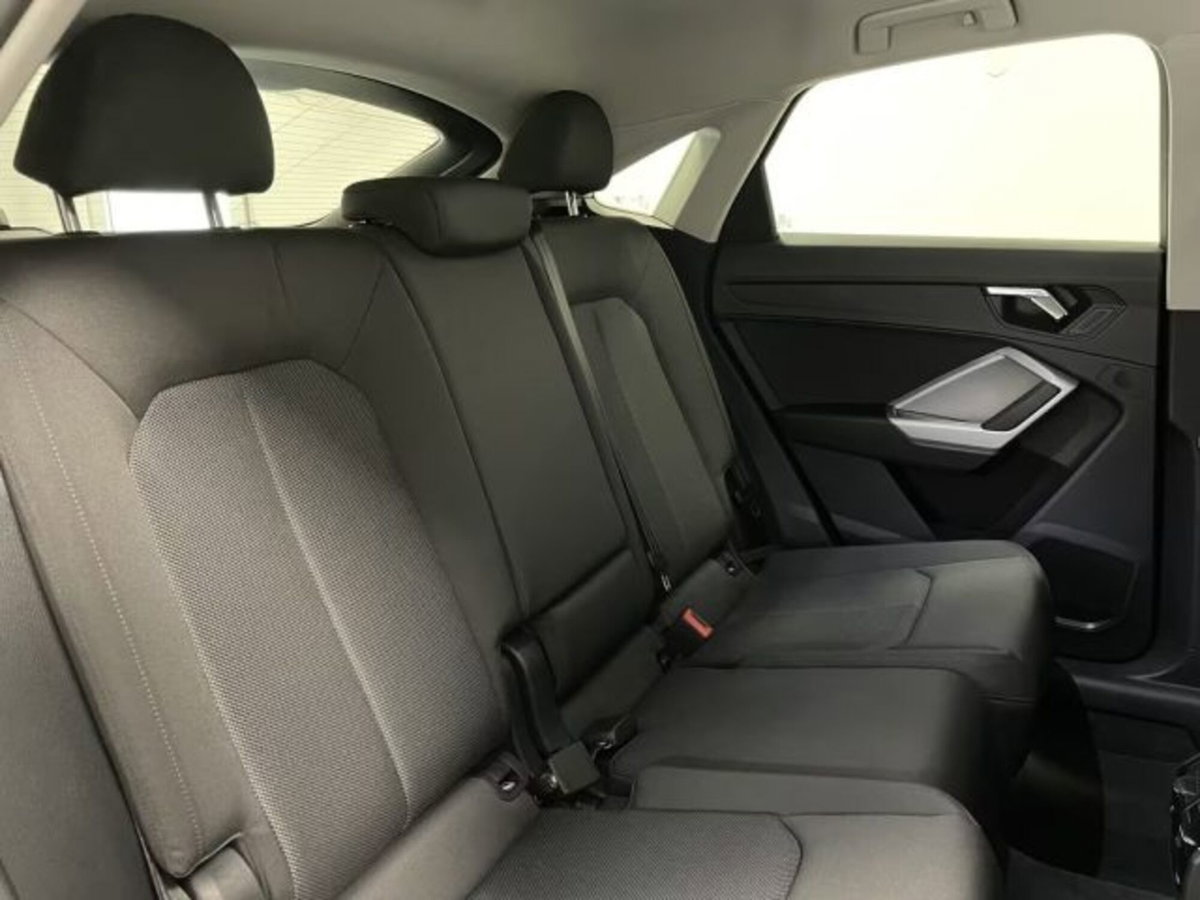 Audi Q3 Sportback 40 TDI S tronic quattro edition (20)
