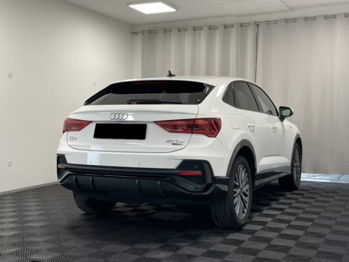 Audi Q3 Sportback 40 TDI S tronic quattro edition (8)