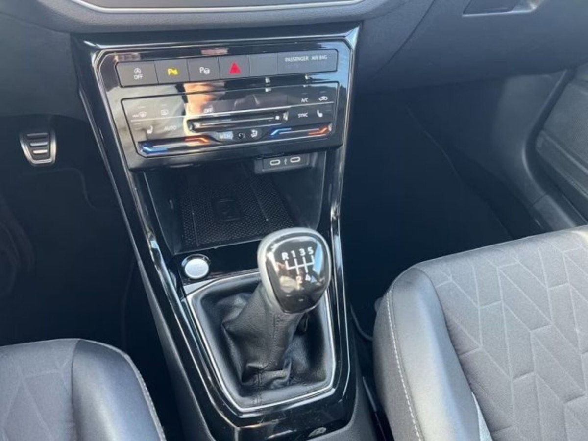 Volkswagen T-Cross 1.0 tsi Edition 95cv (5)