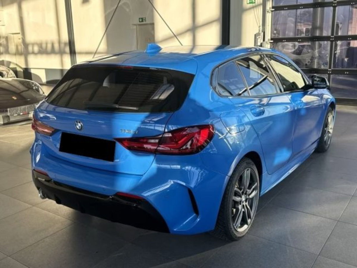BMW Serie 1 116d 2.0 116CV cat 5 porte Attiva DPF (2)