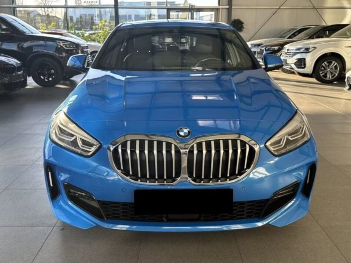 BMW Serie 1 116d 2.0 116CV cat 5 porte Attiva DPF (5)