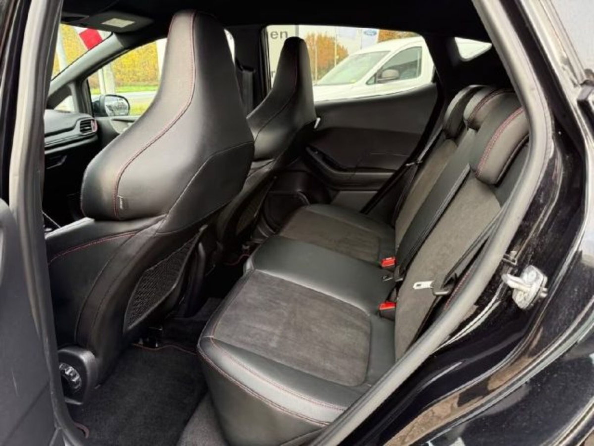 Ford Fiesta 1.5 Ecoboost 200 CV 5 porte ST (13)