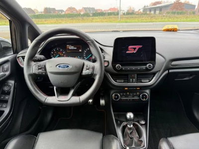 Ford Fiesta 1.5 Ecoboost 200 CV 5 porte ST (9)