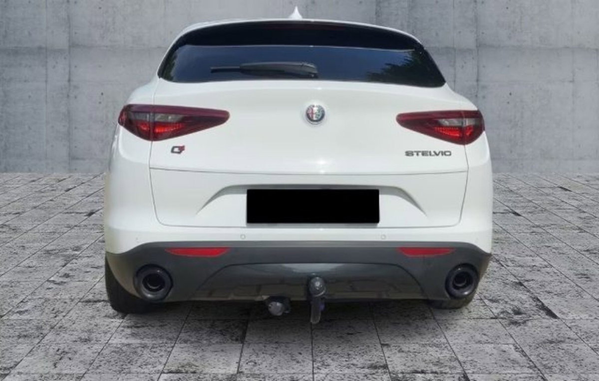 Alfa Romeo Stelvio Stelvio 2.0 Turbo 200 CV AT8 Q4 Sprint (5)