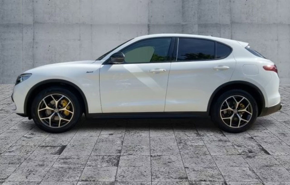 Alfa Romeo Stelvio Stelvio 2.0 Turbo 200 CV AT8 Q4 Sprint (6)