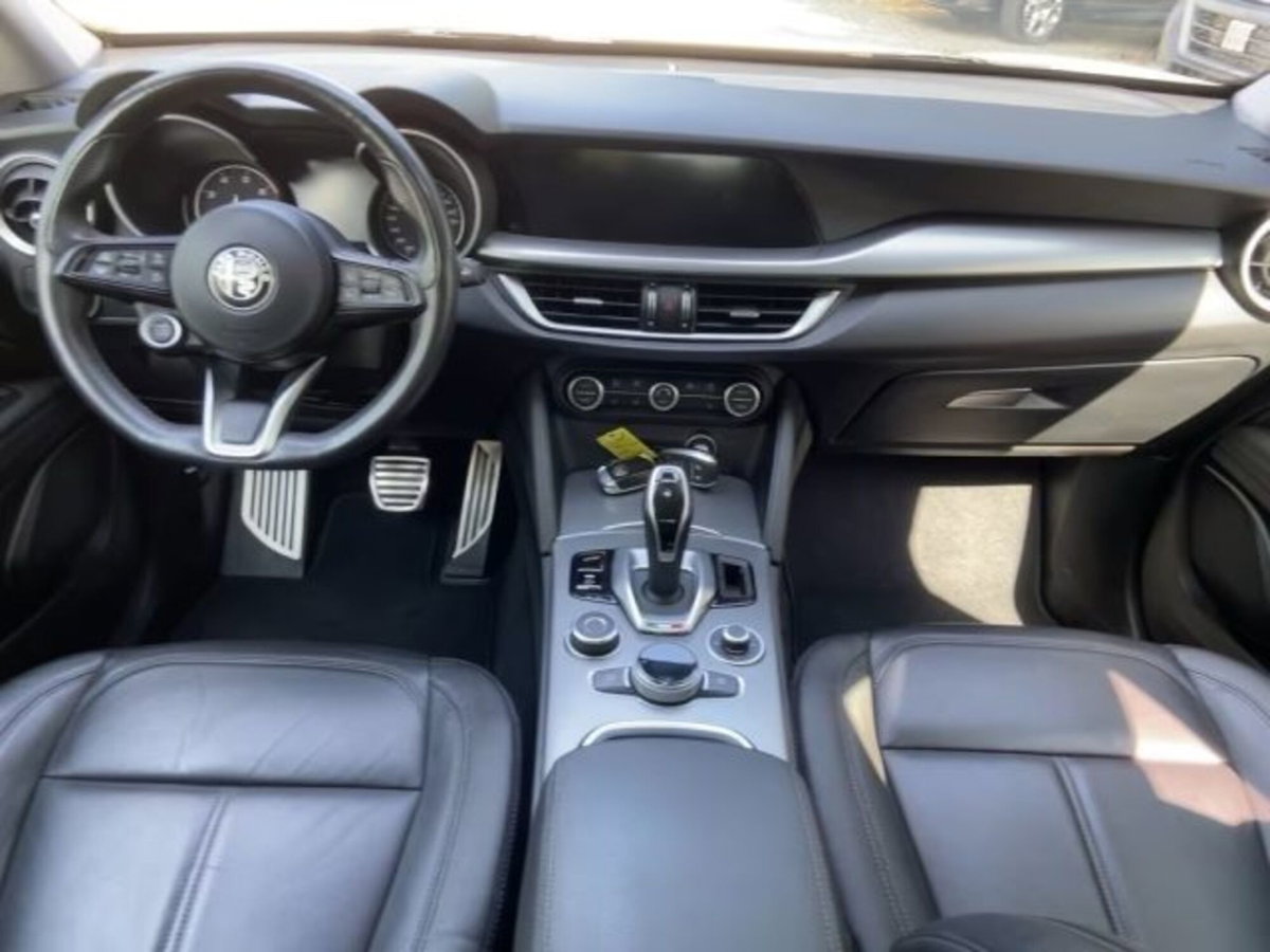 Alfa Romeo Stelvio Stelvio 2.0 Turbo 200 CV AT8 Q4 Sprint (8)
