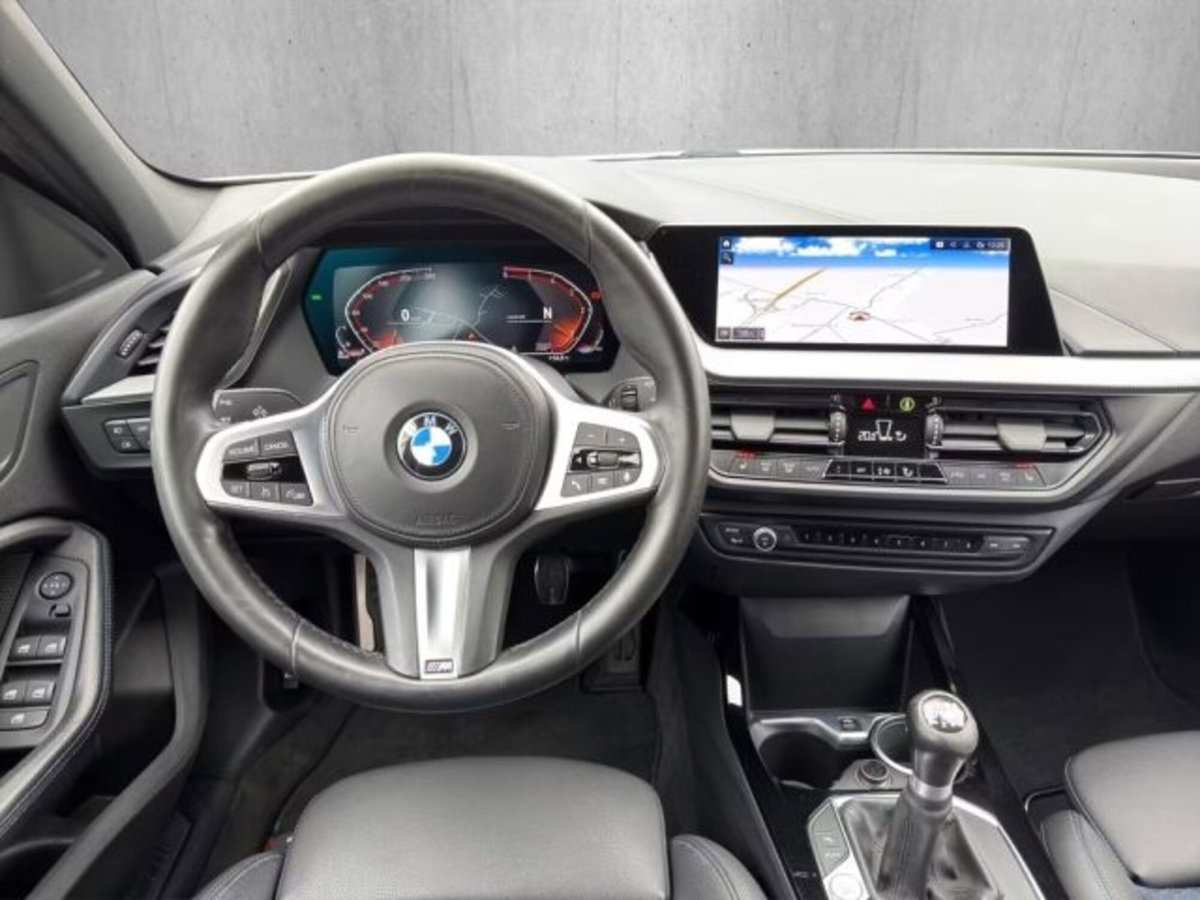 BMW Serie 1 116d 2.0 116CV cat 5 porte Attiva DPF (11)
