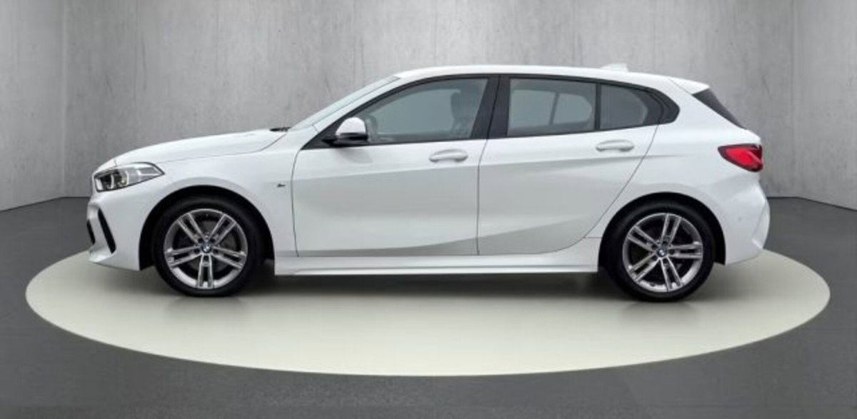 BMW Serie 1 116d 2.0 116CV cat 5 porte Attiva DPF (7)