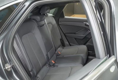 Audi Q3 Sportback 35 TDI quattro S tronic S line edition (9)