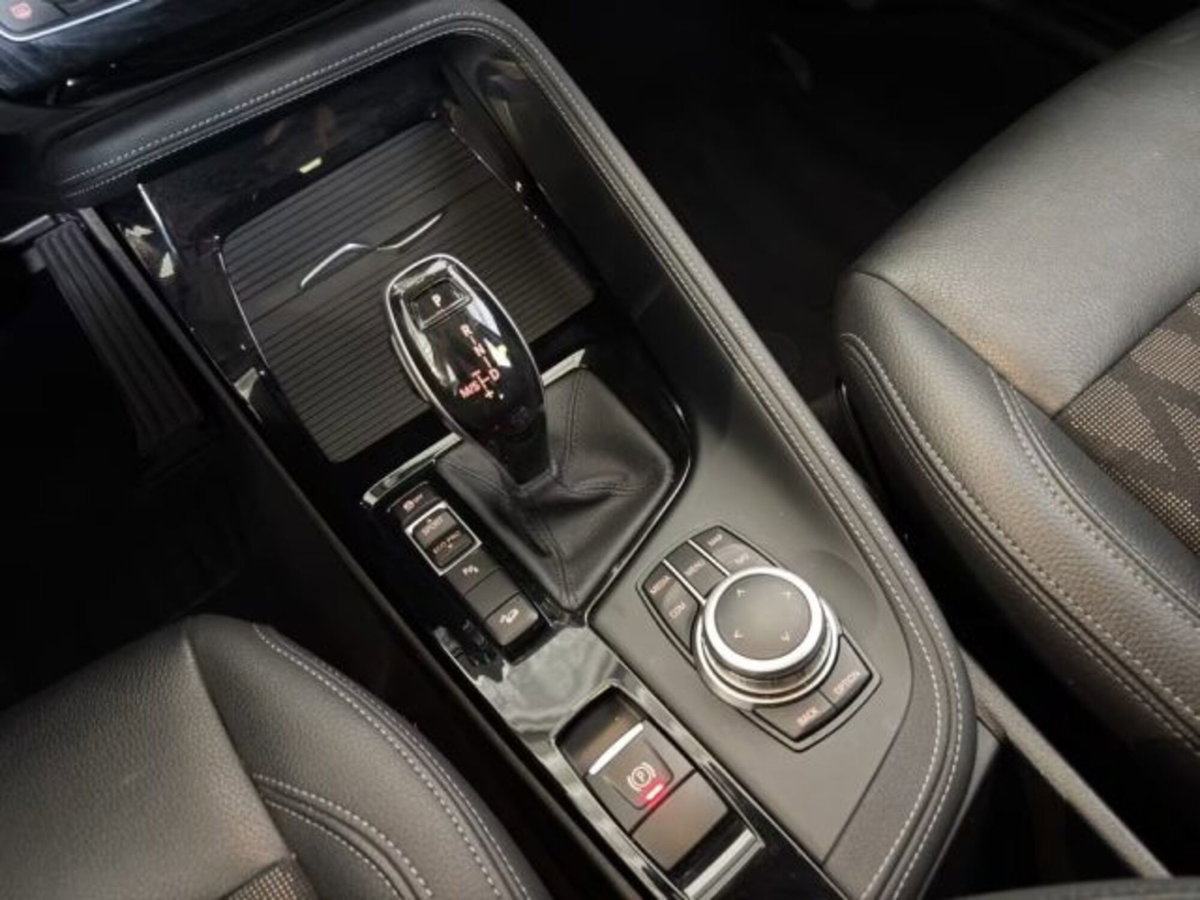 BMW X1 xDrive20d xLine Plus (10)