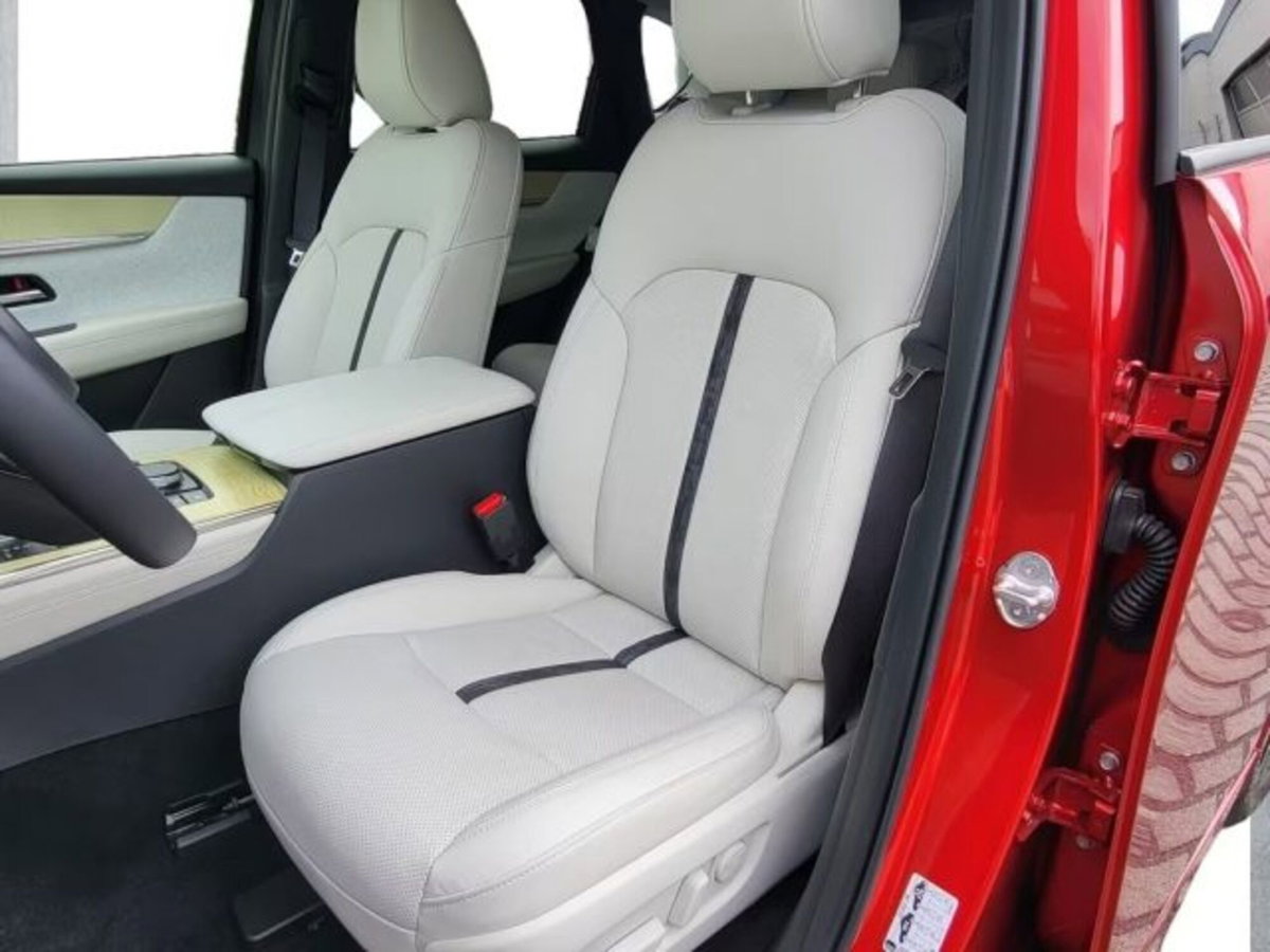 Mazda CX-60 2.5L e-Skyactiv G PHEV AWD Takumi (11)