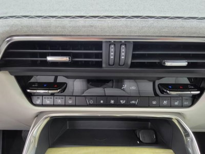 Mazda CX-60 2.5L e-Skyactiv G PHEV AWD Takumi (14)