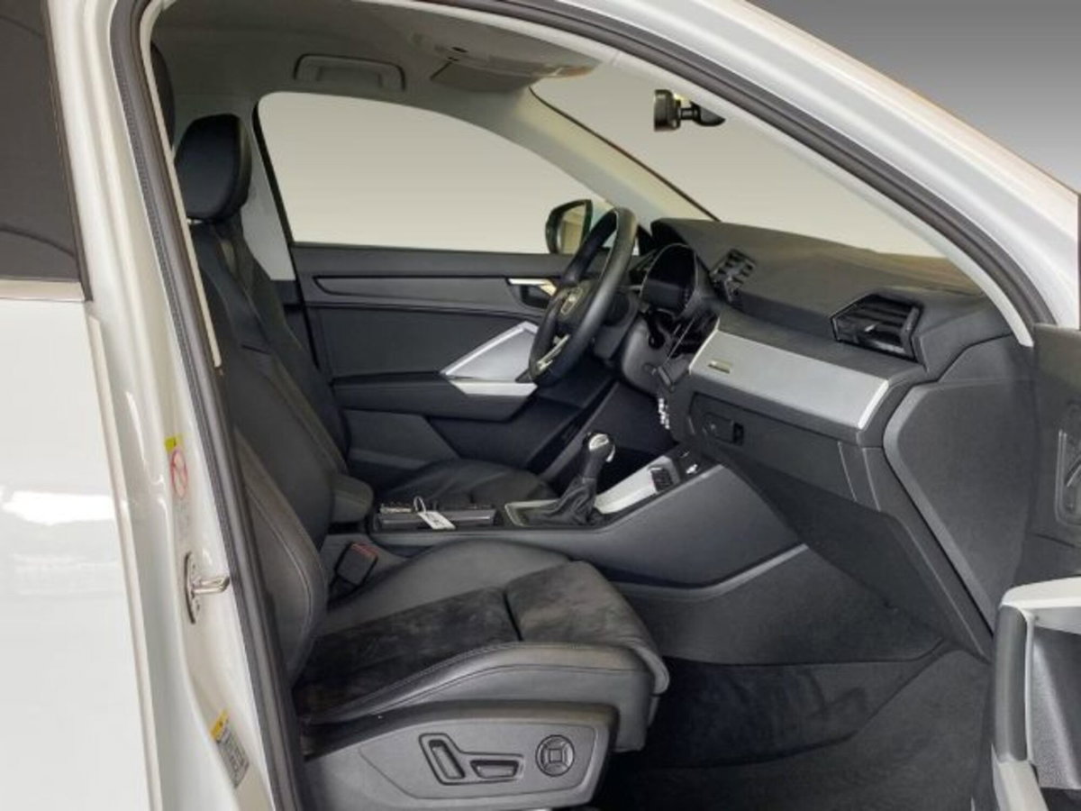 Audi Q3 Sportback 35 TDI quattro S tronic S line edition (7)