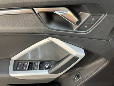 Audi Q3 Sportback 40 TDI quattro S tronic S line edition (9)