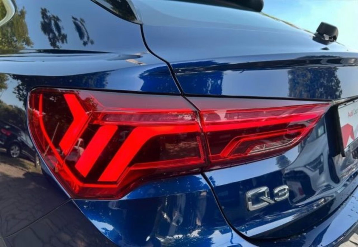 Audi Q3 Sportback 35 TDI quattro S tronic S line edition (7)
