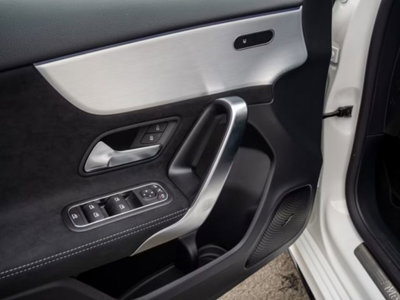 Mercedes-Benz Classe A 180 d AMG Line Premium Plus auto (16)