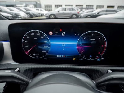 Mercedes-Benz Classe A 180 d AMG Line Premium Plus auto (8)