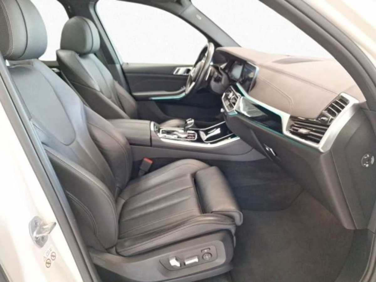 BMW X5 xDrive30d 48V Msport (12)