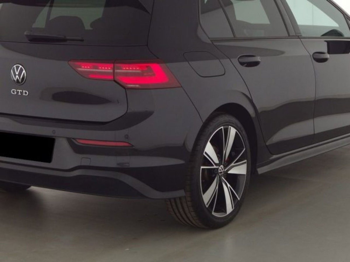 Volkswagen Golf 2.0 TDI GTD DSG (11)