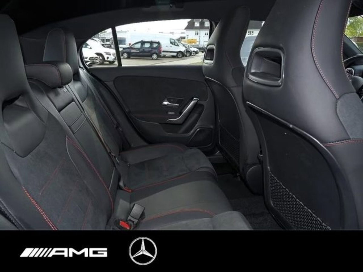 Mercedes-Benz Classe A Sedan 180 d AMG Line Premium Plus auto (12)