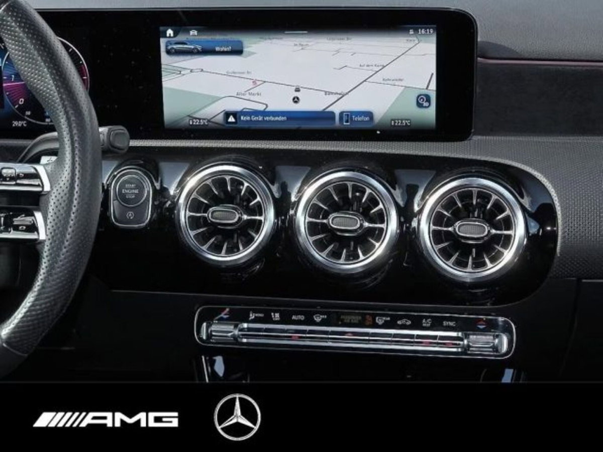 Mercedes-Benz Classe A Sedan 180 d AMG Line Premium Plus auto (9)