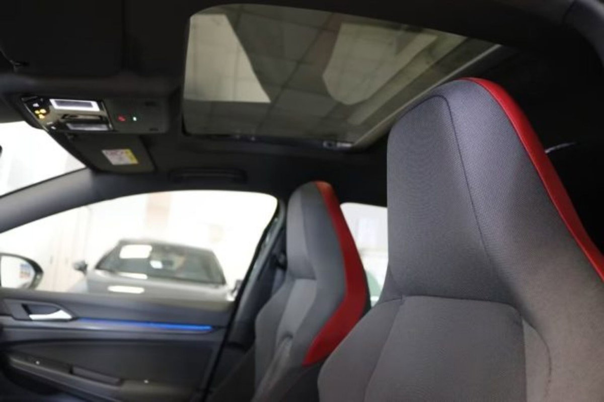 Volkswagen Golf 2.0 tsi GTI MT Ultimate 245cv (11)