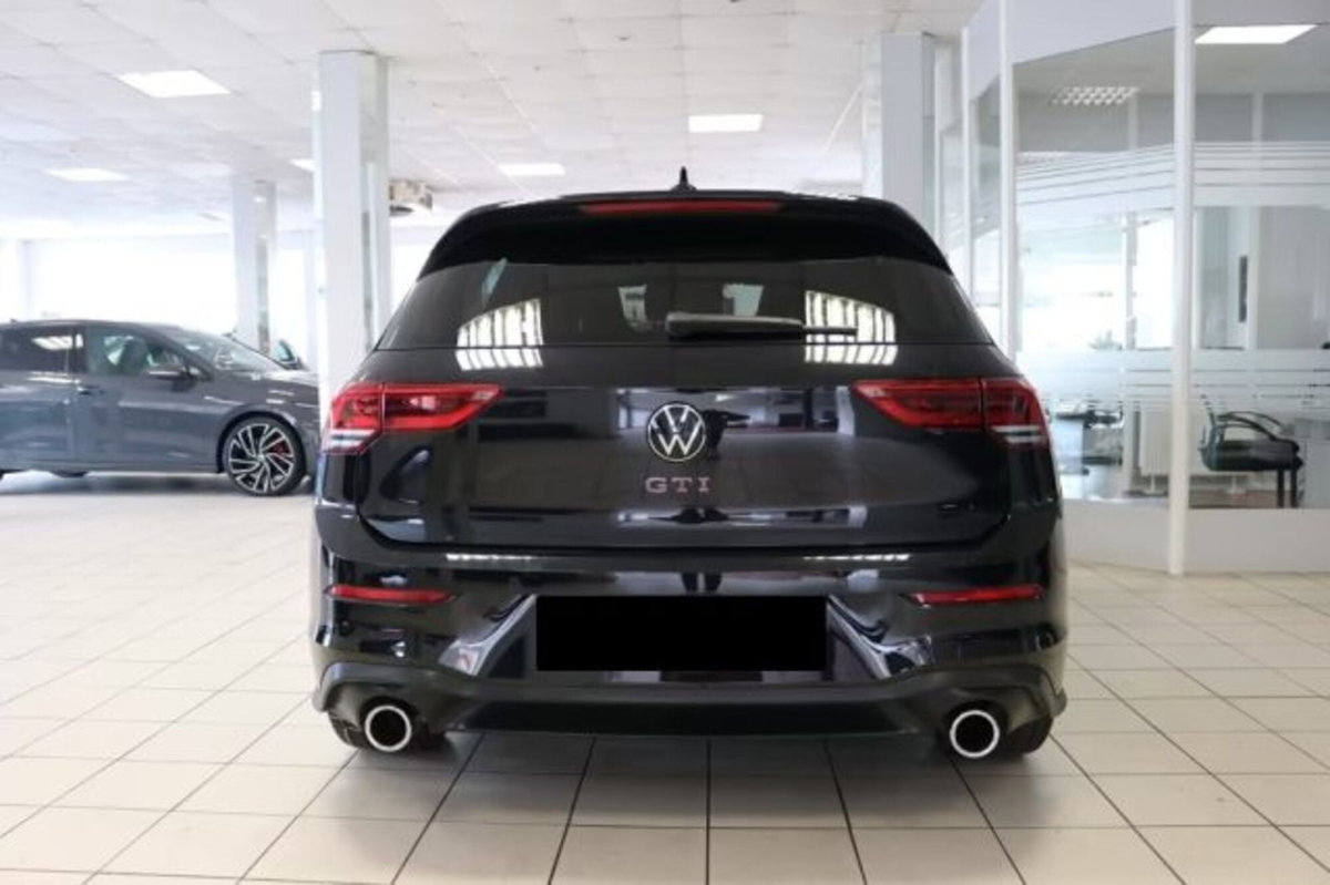 Volkswagen Golf 2.0 tsi GTI MT Ultimate 245cv (7)