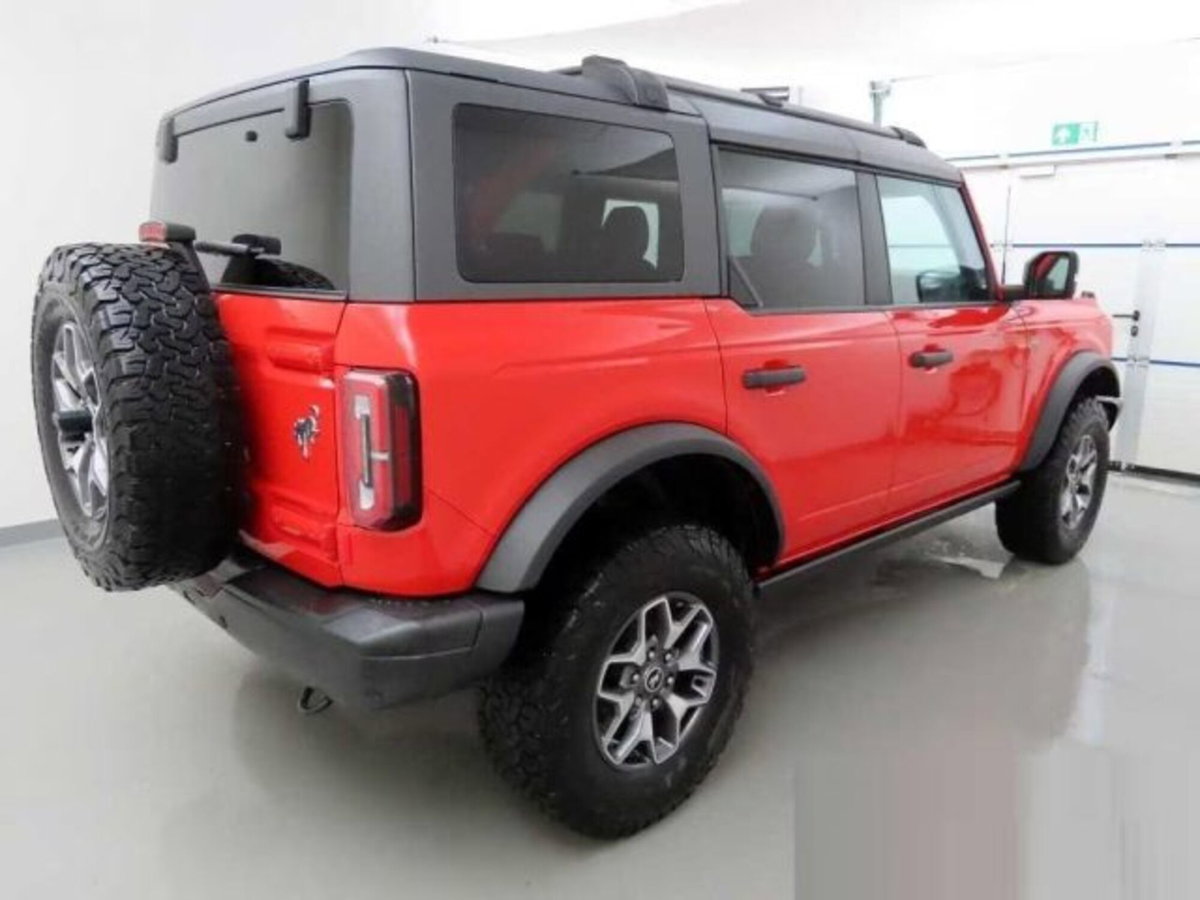 Ford Bronco 2.7 ecoboost V6 Badlands 4x4 335cv auto (3)
