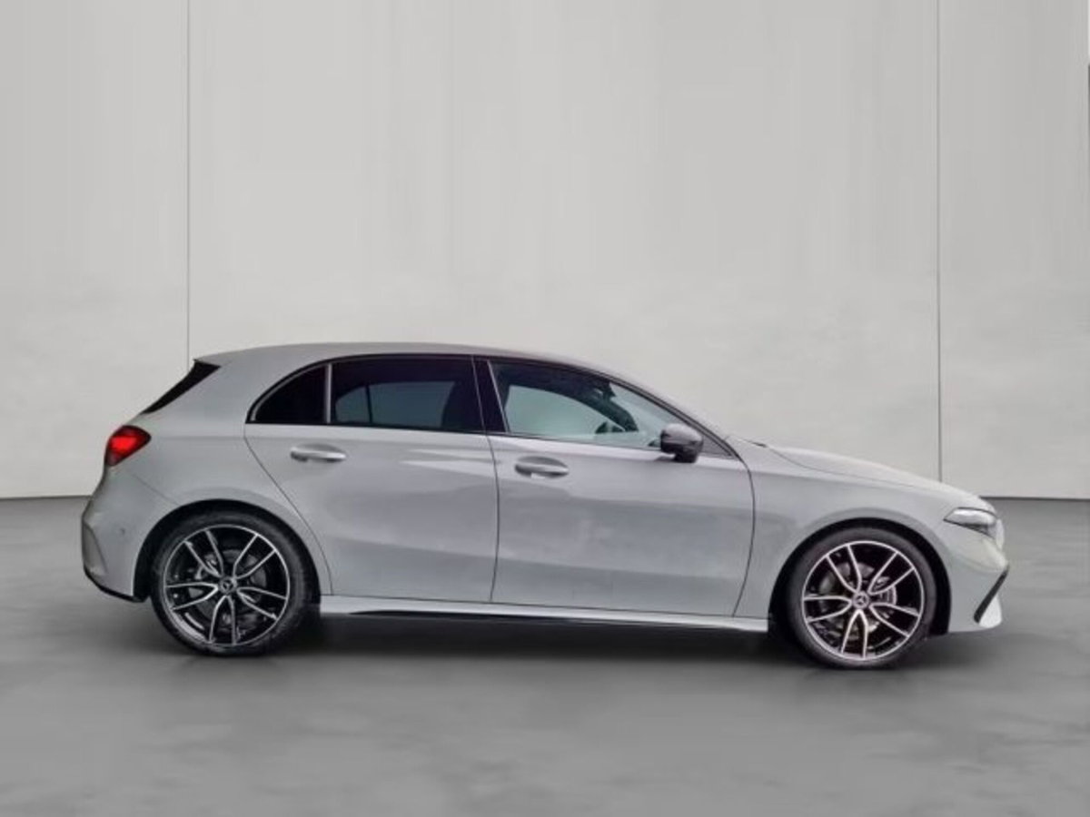Mercedes-Benz Classe A Sedan 180 d AMG Line Premium Plus auto (5)