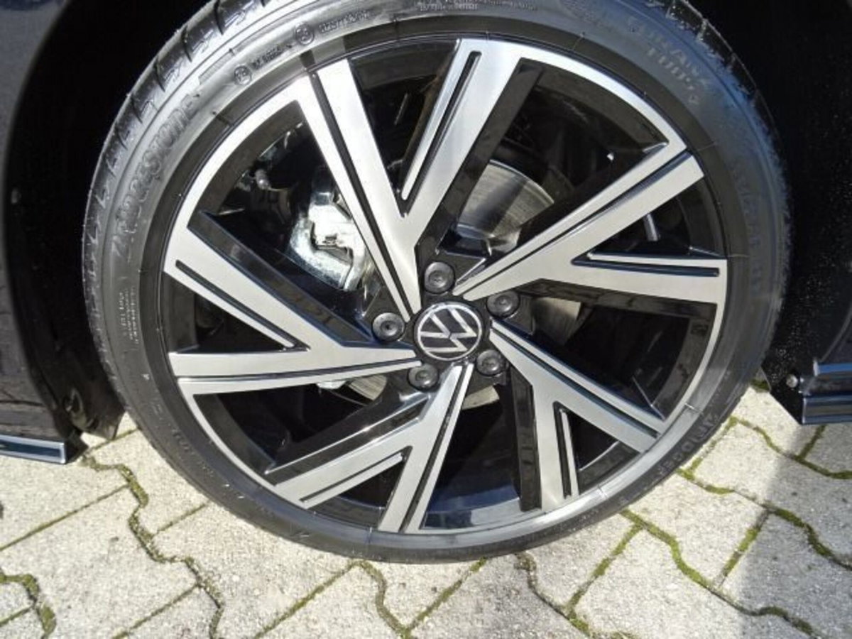 Volkswagen Golf 2.0 TDI 150 CV DSG SCR R-Line (5)