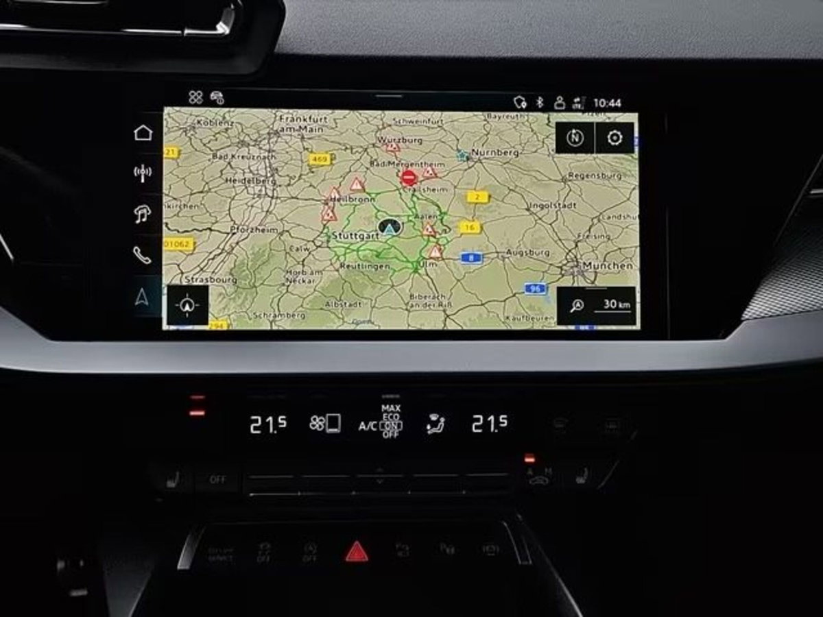 Audi A3 Sedan 35 TFSI S tronic Business (10)