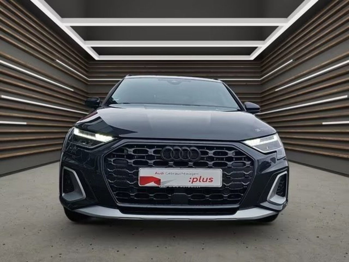 Audi A3 Sedan 35 TFSI S tronic Business (2)