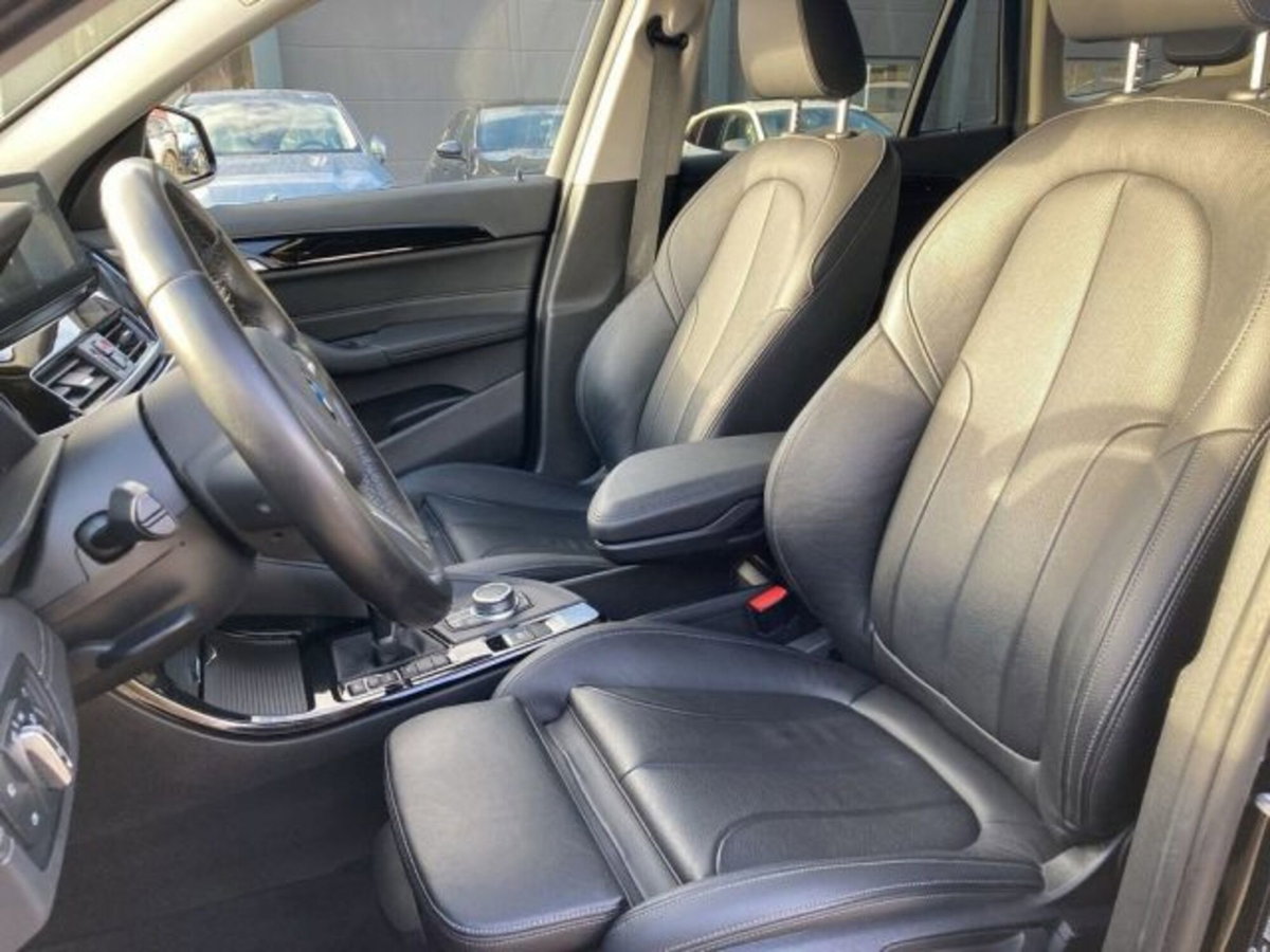 BMW X1 sDrive18d Sport Line (8)