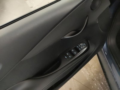 Byd Dolphin 60,4 kWh Design (16)