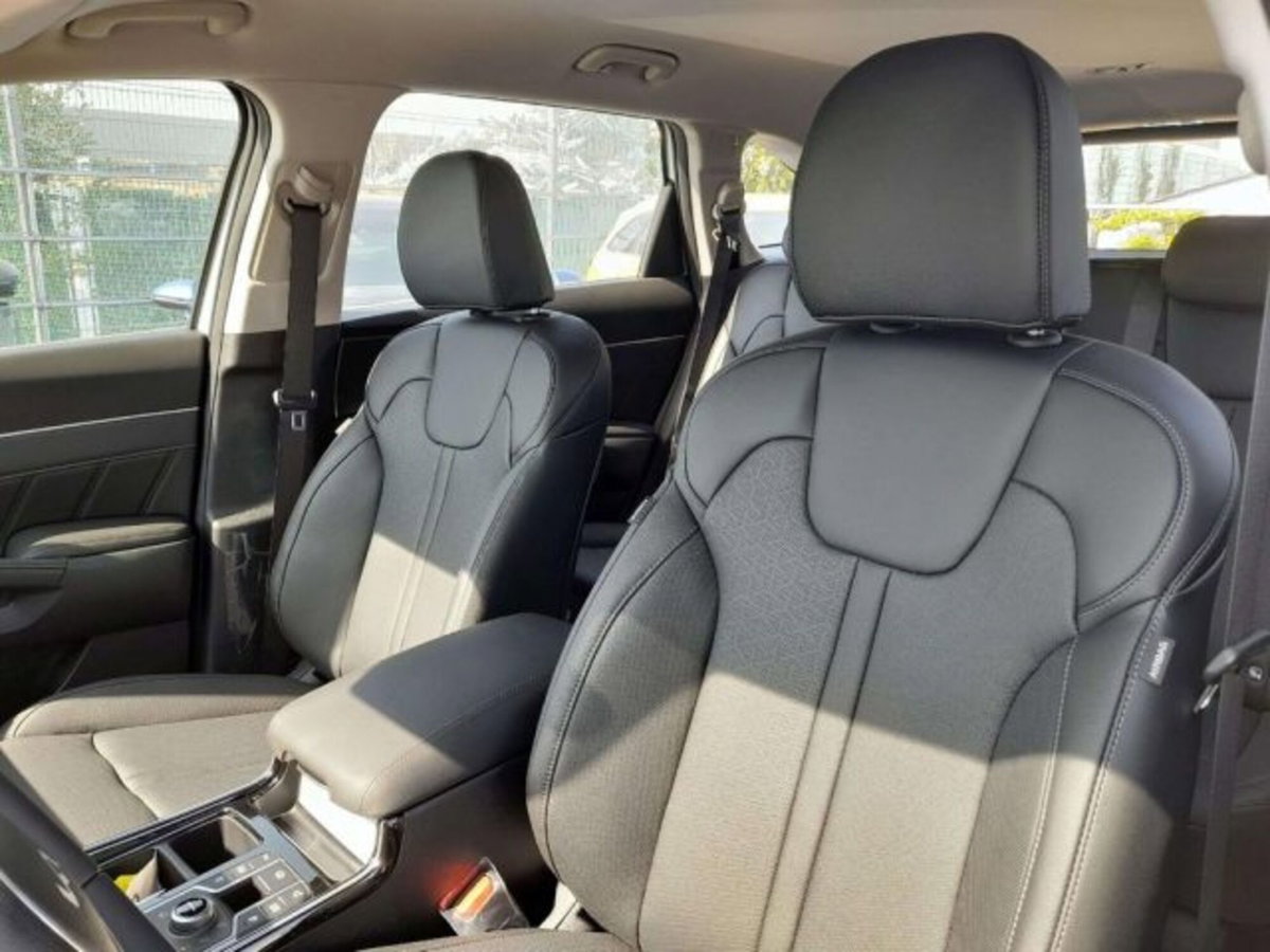 Kia Sorento 1.6 tgdi phev Style 4wd at6 (7)