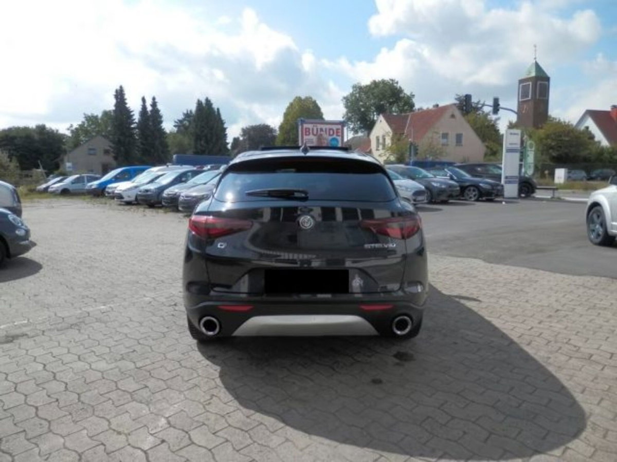 Alfa Romeo Stelvio Stelvio 2.0 Turbo 200 CV AT8 Q4 Super Business (6)