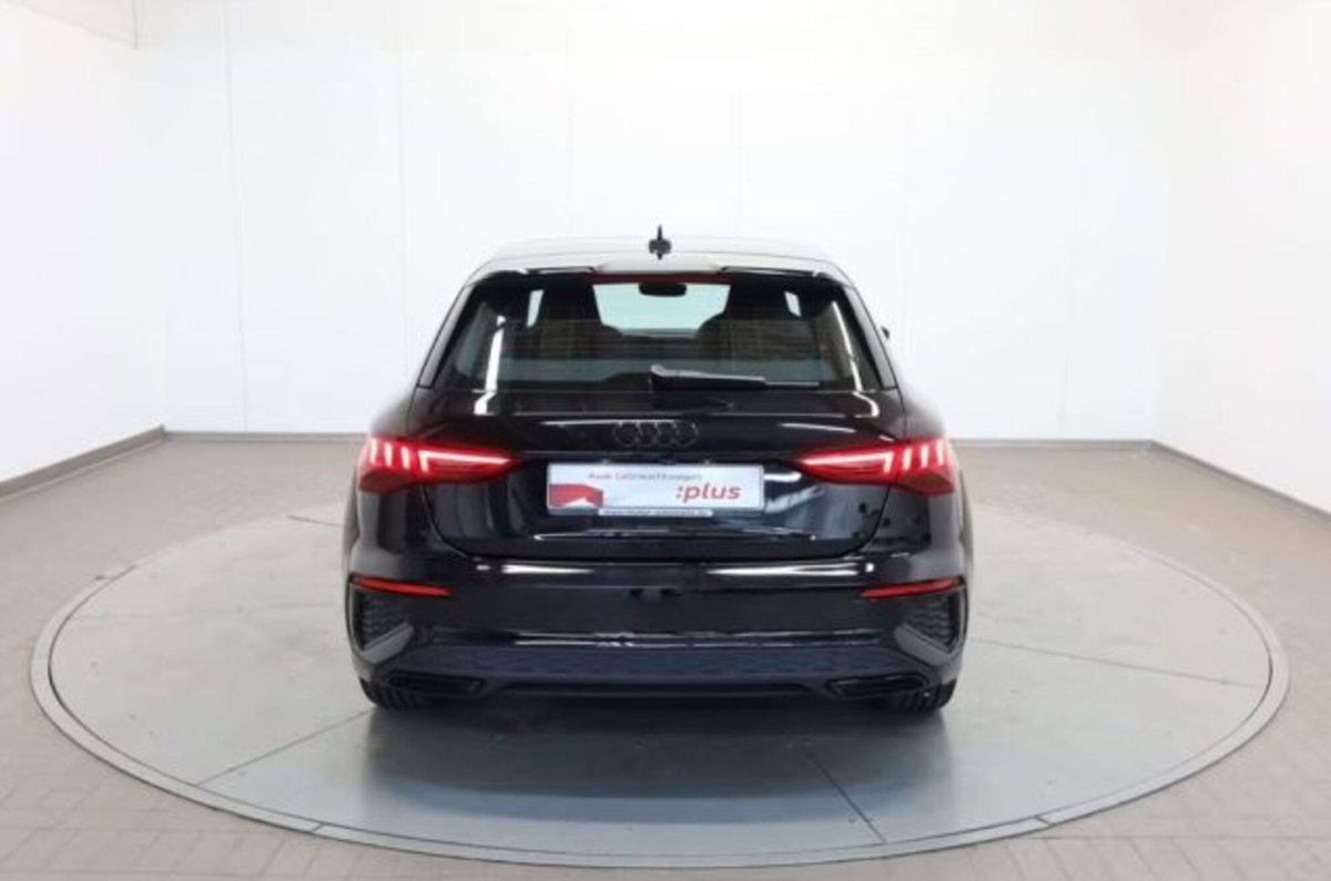 Audi A3 Sportback 35 TDI S tronic S line edition (5)