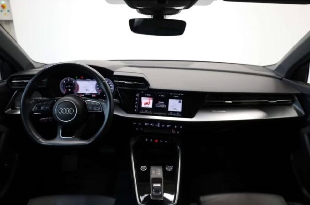 Audi A3 Sportback 35 TDI S tronic S line edition (8)