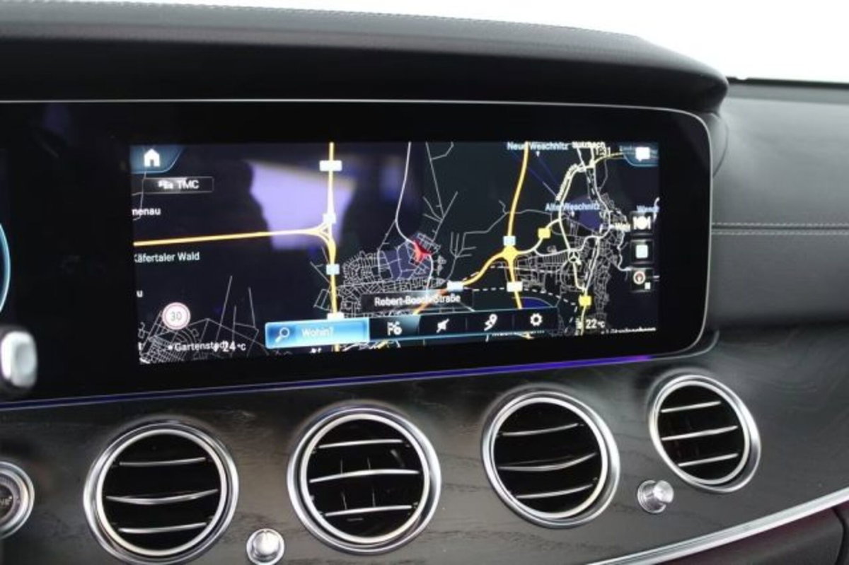 Mercedes-Benz Classe E 220 d Auto AMG Line (11)